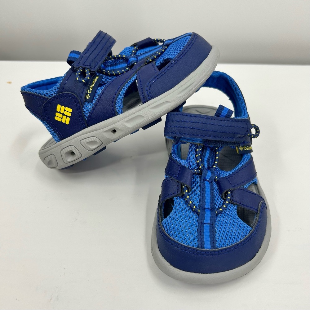 NWOT Columbia Techsun Wave Closed Toe Sandals Size 8